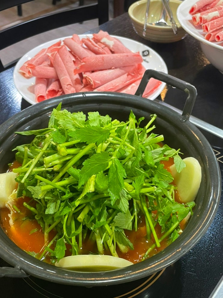 서대문 홍제동 맛집!등촌샤브칼국수 홍제점 후기
