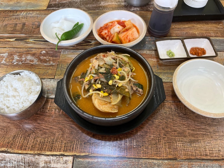  정식 오픈하기 전에 어쩌다 먹어본, 오대산 감자탕 (사창시장 안에 있음)