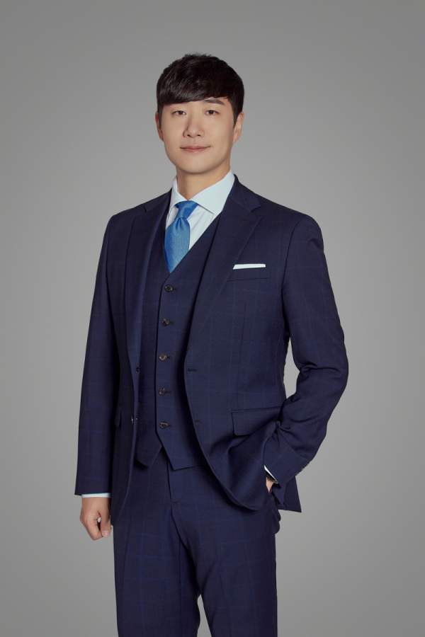배성재, <b>SM C&C</b>와 <b>전속 계약</b> 체결 방송계에 새 바람 예고