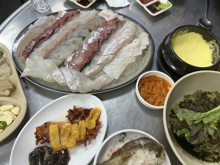  서울 동대문구 청량리 시장<총각 회수산>(모둠 대, 매운탕)