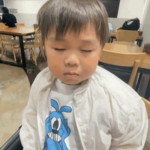  너무 잠이 와요, 근데 누룽지는 먹고 싶어요.
