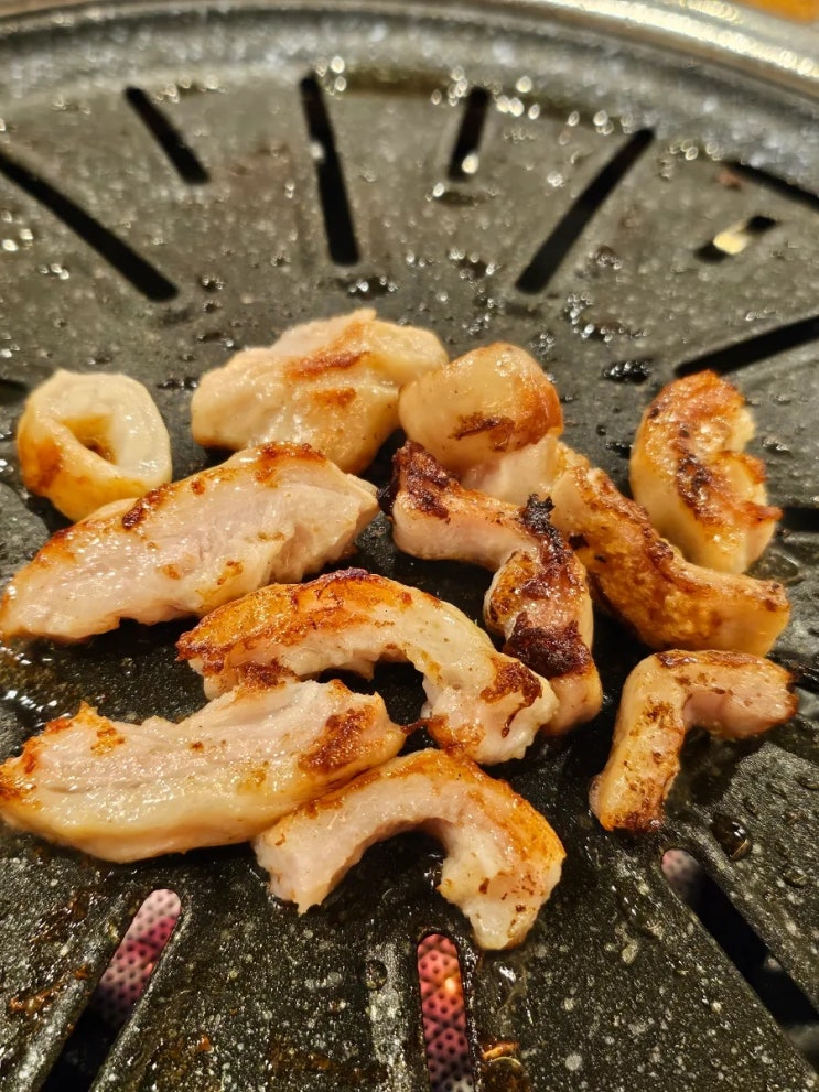  매탄동 맛집 [ 이층고깃집 ] 매탄동삼겹살 먹었어요