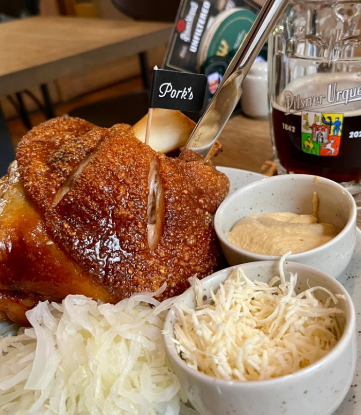  프라하 맛집 또간집 포크스 Porks 추천 메뉴 | 꼴레뇨, 슈니첼, 코젤 생맥주