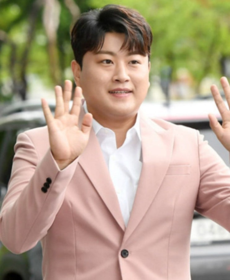 음주 뺑소니 혐의 <b>김호중</b>, <b>경찰 조사</b>에서 소주 10잔 진술