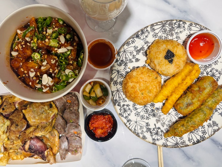 강릉중앙시장 맛집 추천! 배니닭강정, 강릉바삭이네, 김치말이삼겹, 수제어묵고로케, 순두부 아이스크림