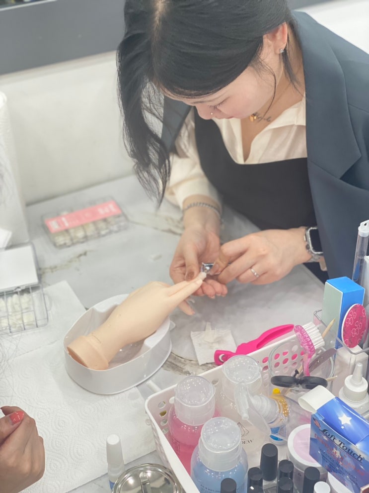  홍대네일아트학원 상담시 중요한 3가지 포인트
