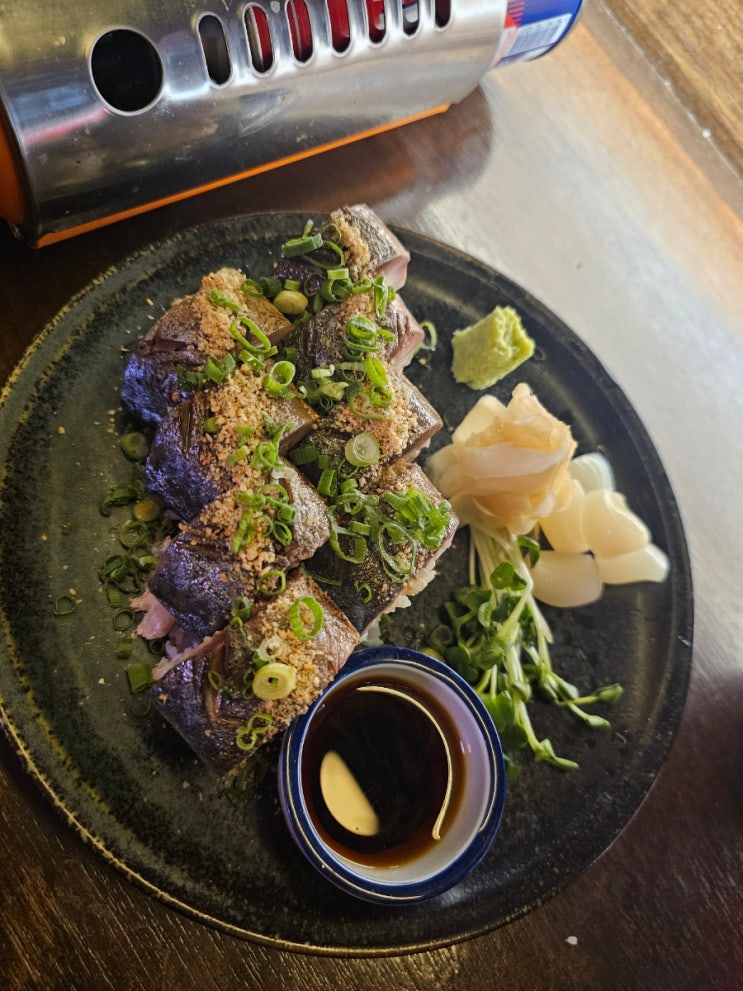  뚝섬 이자카야 다이닝야경 성수점 : 고등어봉초밥 꼭 드세요 진짜 맛있어요ㅠㅠ