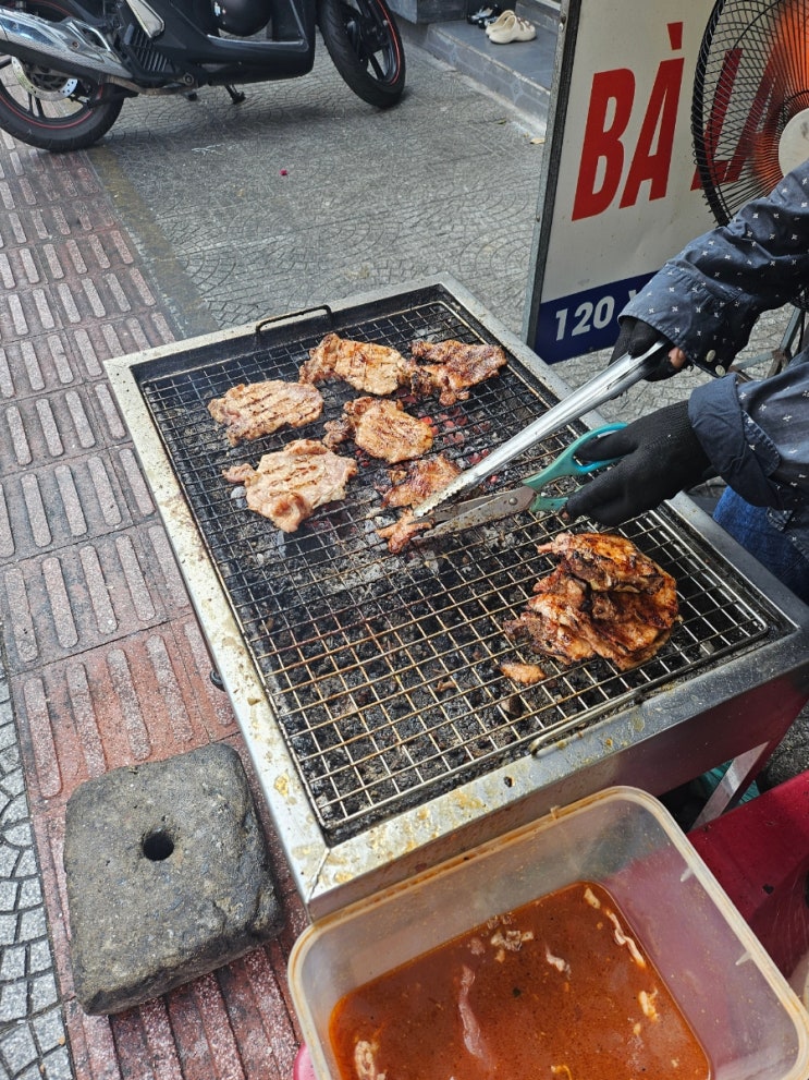  다낭 껌땀바랑 로컬맛집인 이유가 있다.(Cơm tấm Bà Lang)