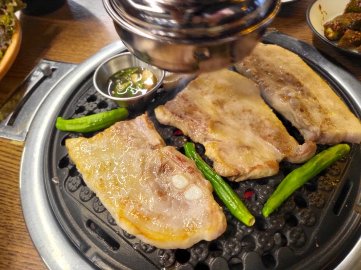  울산 옥동 맛집 : 맛도 좋고 데이트하기 좋은 야외감성 고기집 모돈숯불구이