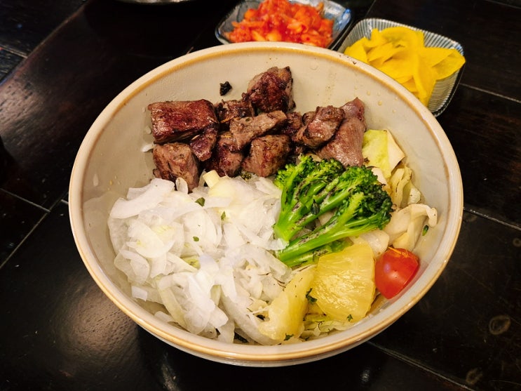  성남 이자카야 덮밥 스테이크동 맛집 율 (주차장)