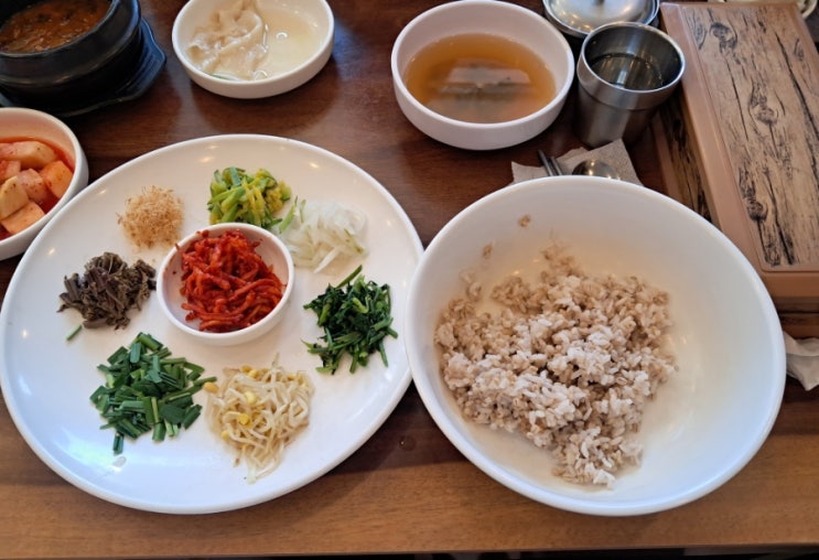 이태원 맛집_ 원조보리밥수제비 이태원 노포 맛집 이태원 맛집_ 원조보리밥수제비 이태원 노포 맛집