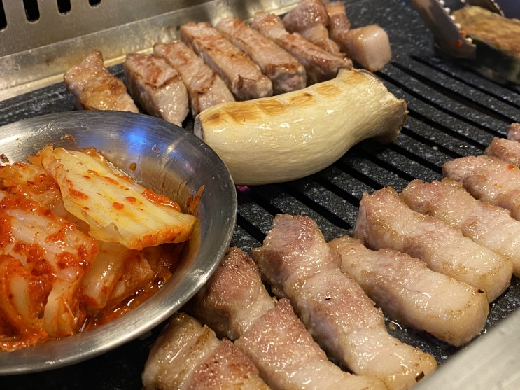  강남역고기집  교대이층집 강남역점 삼겹살 맛집 방문 후기