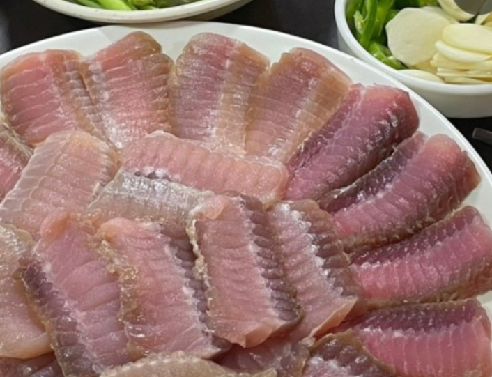 삭힌 홍어 효능 6가지 (부작용도 꼭 알아두세요) : 네이버 블로그