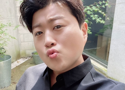김호중 사건 후폭풍! 위약금 수수료 폭탄?? 팬들이 공연취소표 사들이는 중!! 김호중 사건 후폭풍! 위약금 수수료 폭탄?? 팬들이 공연취소표 사들이는 중!!
