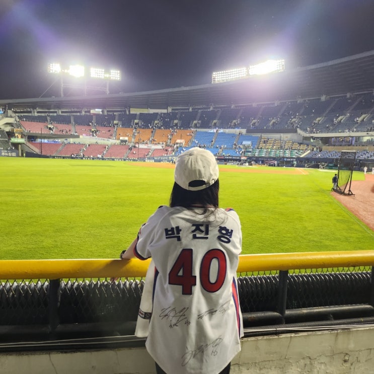 렛두로 시리즈 두산 VS <b>롯데</b> 1승 1패 1무의 <b>3연전</b> 직관하기