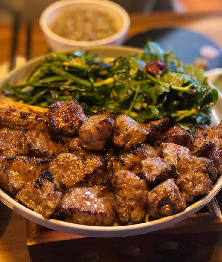  [줄서는식당 육미안 혜화점] 대학로에서 고기구워주는 고깃집 맛집! 웨이팅없이 본갈비 먹고온 후기!