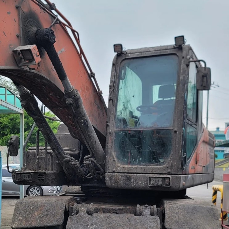 두산 DX210W5K 2017년식 4500만원 판매합니다. 두산 DX210W5K 2017년식 4500만원 판매합니다.