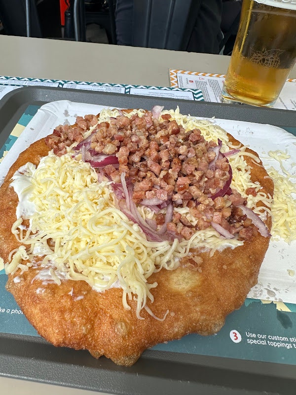 [헝가리 맛집] 헝가리 전통 음식 Langos  맛집 - Retro langos Budapest