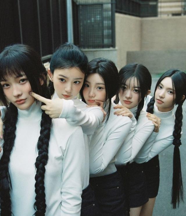 [이코노믹데일리] <b>아일릿</b> 소속사, <b>민희진</b> 어도어 대표... 
