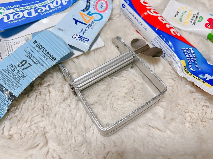  치약짜개 베럴스 치약디스펜서 모던하고 깔끔한 치약스퀴저