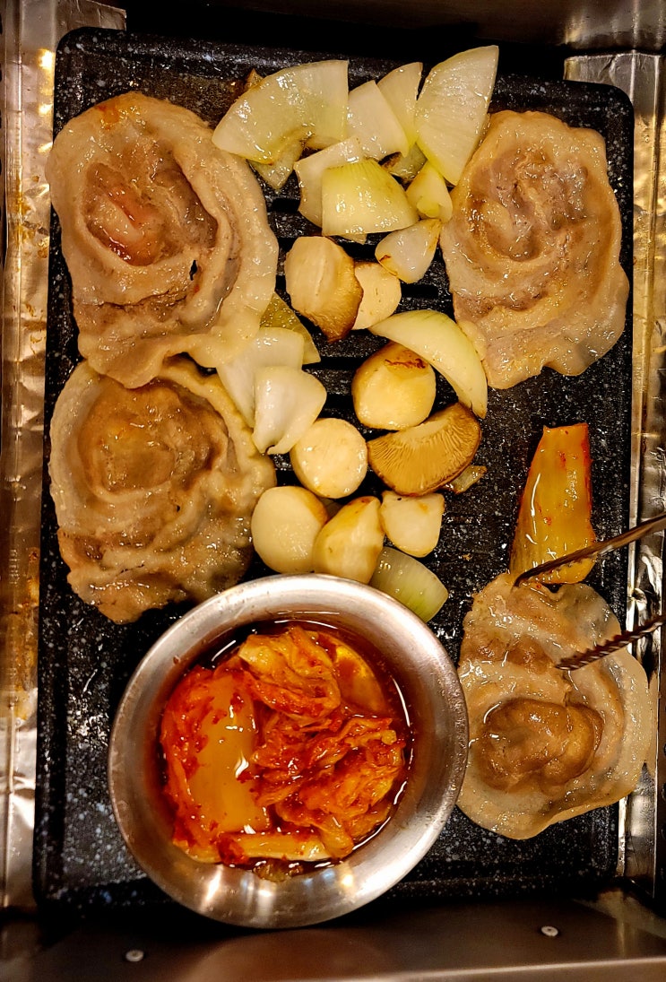  내돈내산 강남역 꽃삼겹살맛집 교대이층집강남CGV점
