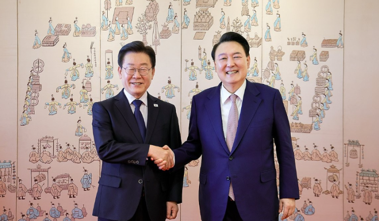 이재명 연금개혁, <b>대통령실</b>, <b>연금 개혁</b> 회의 제안 거부