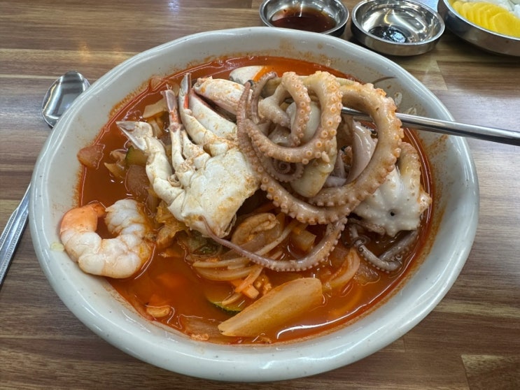  대구 방촌시장 짬뽕 맛집 해물 가득 얼큰한 용궁짬뽕