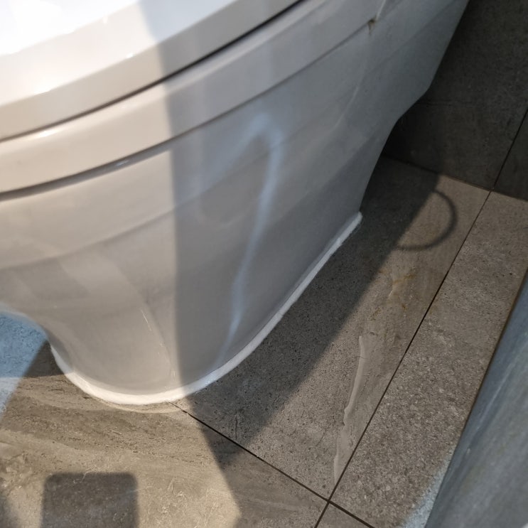  변기백시멘트깨짐 재설치작업