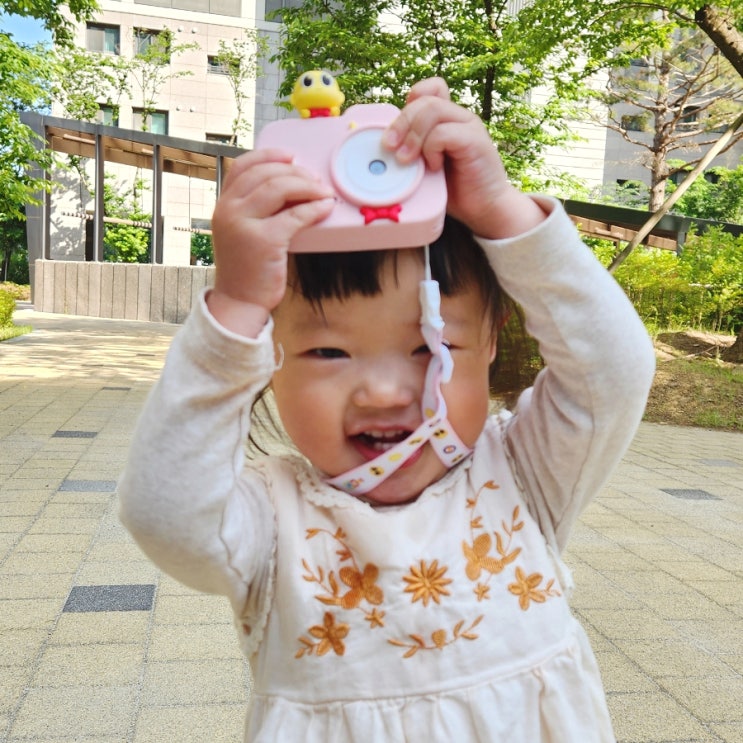  가성비좋은 조카선물 아카라치 어린이카메라 셀카모드까지