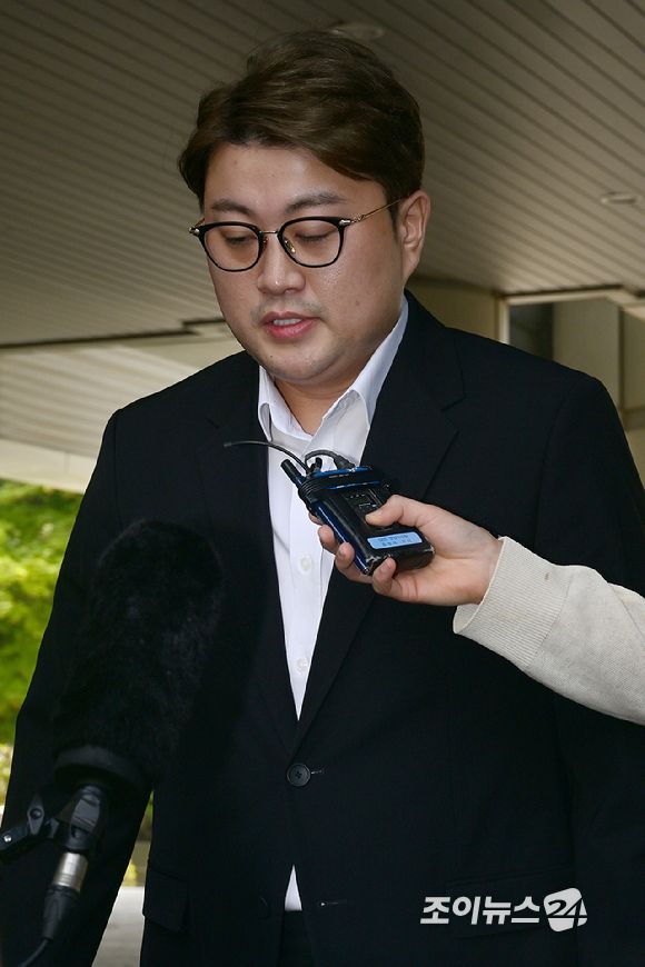  "호중이 때문에 마음 아파"…김호중 자숙 전 마지막 공연에 '아리스' 집결 ...실시간 핫이슈