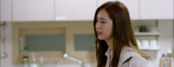  비정규직 특수요원 강예원 한채아