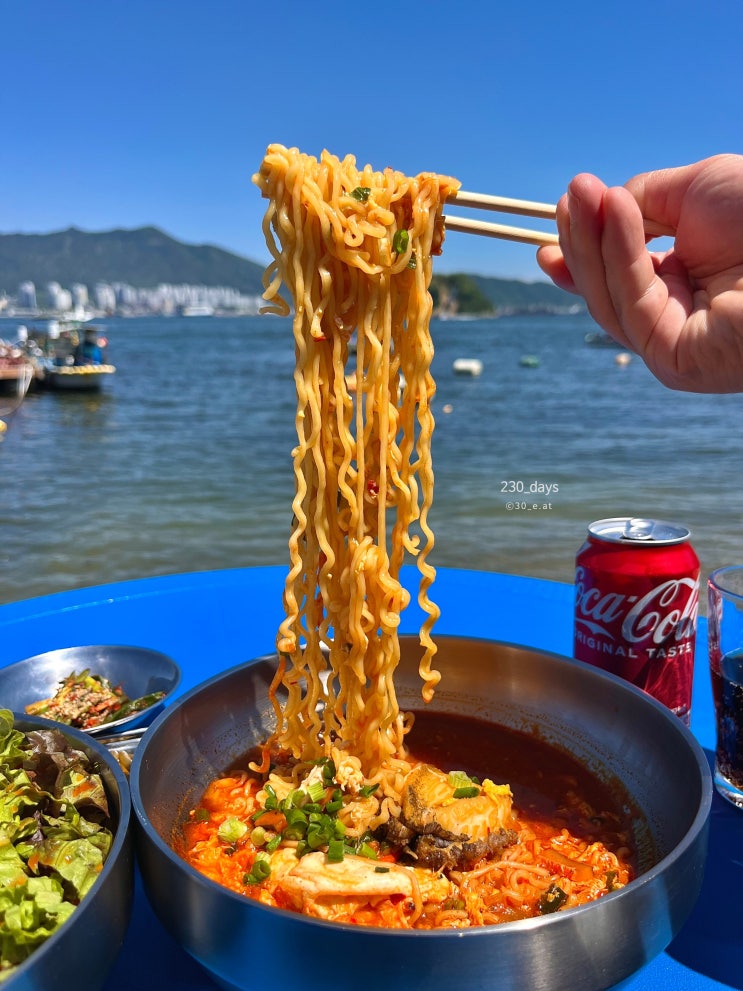  진해 맛집 속천첫집, 바다 앞에서 먹는 전복물회