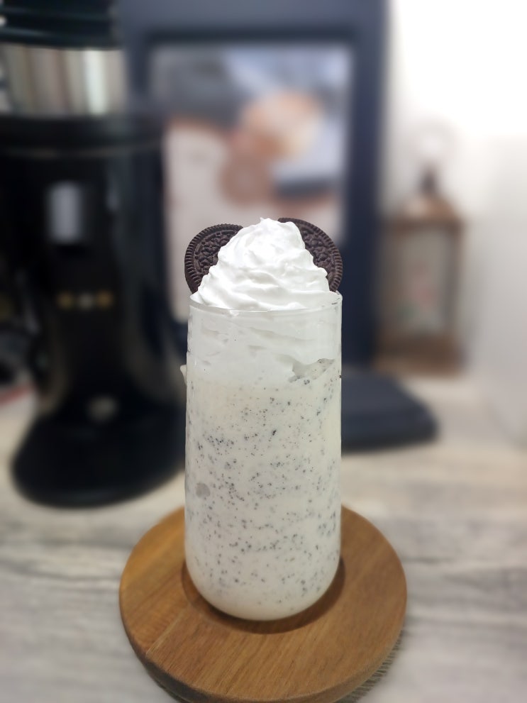  오레오 바닐라 빈 쉐이크
