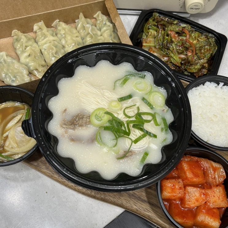  24시 강남역 혼밥 한식 맛집 추천 서울깍두기