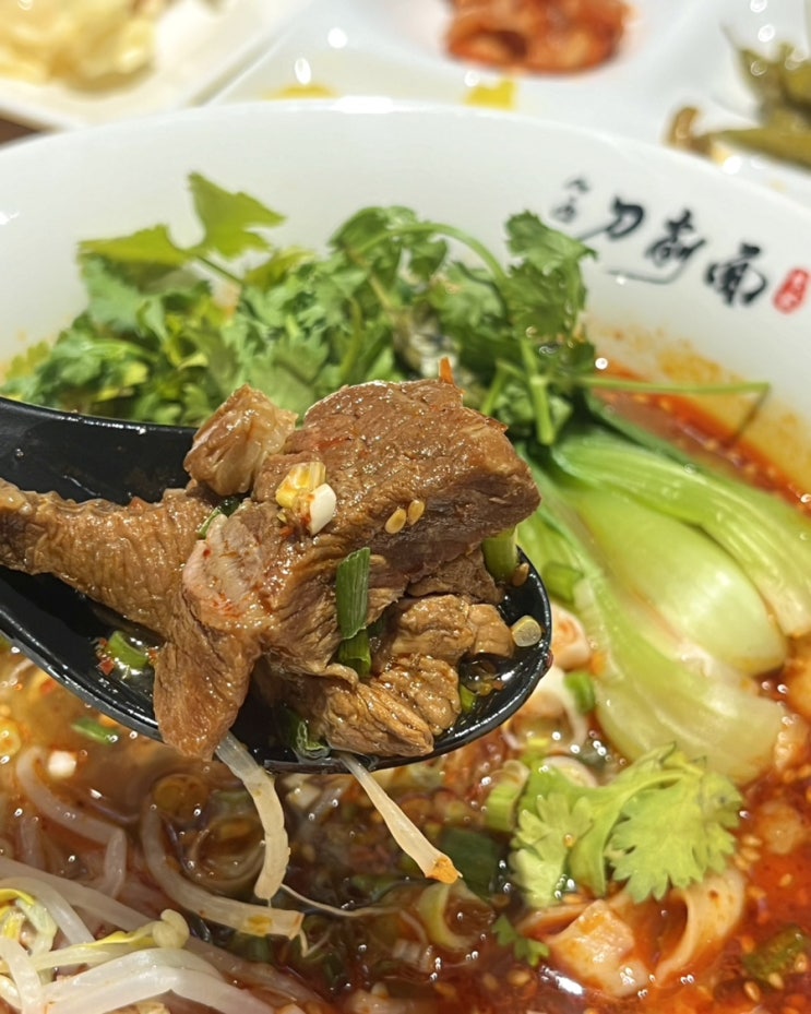  부산 롯데백화점 맛집 ‘이가산시도삭면’ 서면 식당가 푸드코트 얼큰한 마라탕 해물 도삭면 크림새우