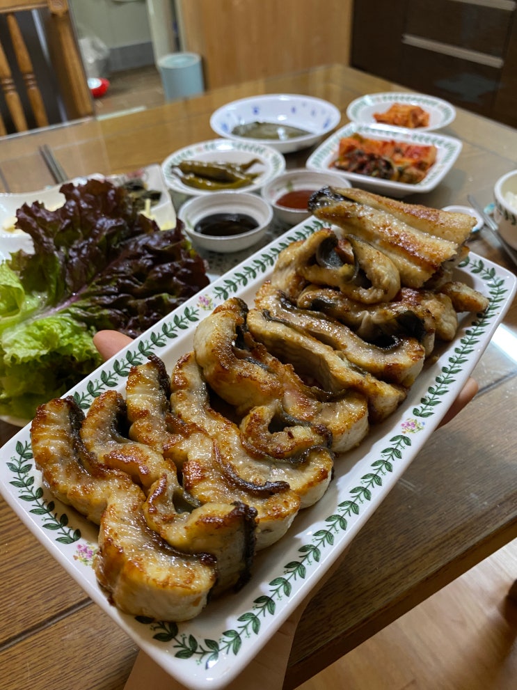  욱장어 자포니카장어 배송하여 홈파티 성공적 캠핑장 구이류 추천 장어 1인분부터 1키로까지