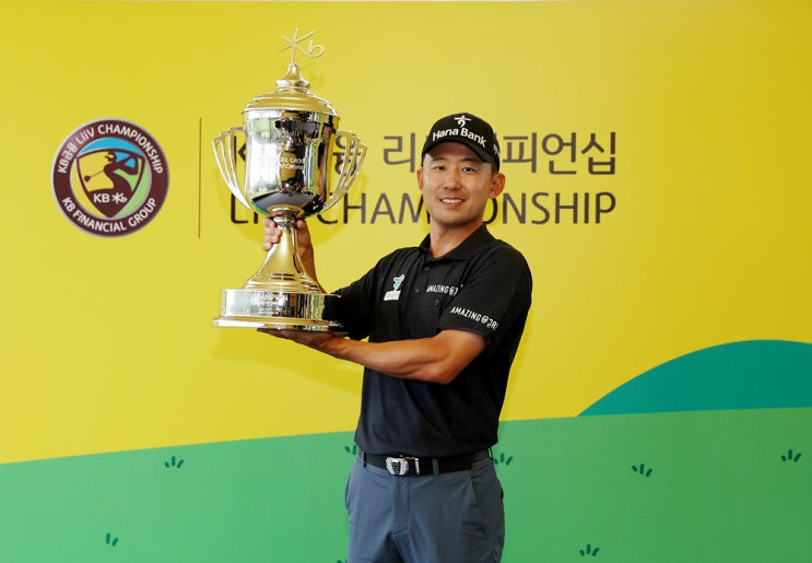<b>한승수</b>, 'KB금융 리브챔피언십' <b>우승</b>..."최경주 <b>우승</b>보고 느낀... 