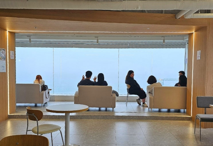  빵샘, 인천 월미도 오션뷰 카페 바다 가득 담아가기 내돈내산
