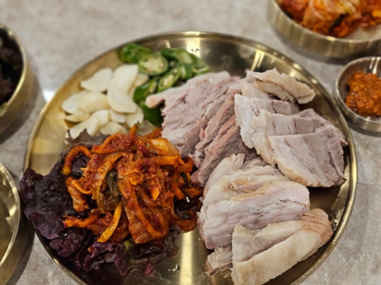  양재역맛집 양재옥 보쌈 돼지곰탕 막국수 후기 양재한식 혼밥 맛있는 식당 추천