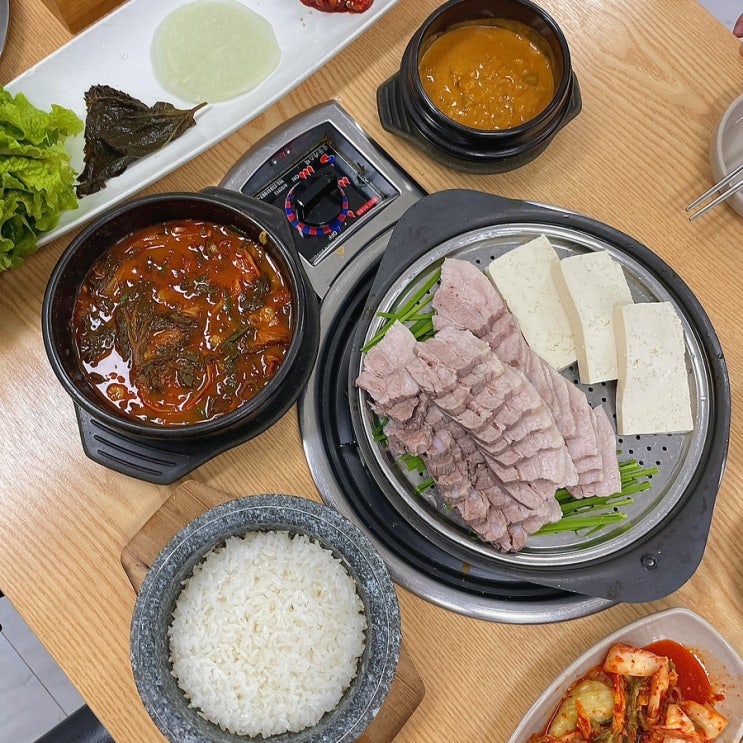 광주 하남 우산동 수육 보쌈, 해장국 맛집 어등뼈해장국보쌈 광주 하남 우산동 수육 보쌈, 해장국 맛집 어등뼈해장국보쌈