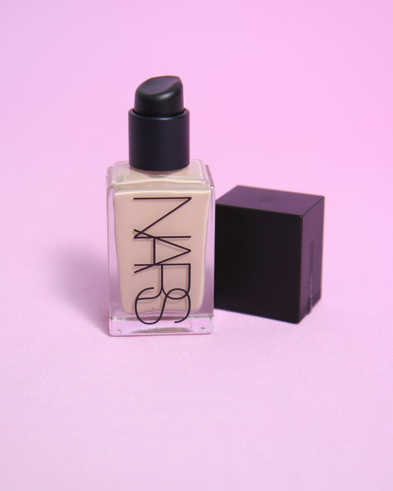 나스 라이트 리플렉팅 파운데이션 & 한정판 파우더 인터스텔라, 보송하고 투명한 여름 메이크업 루틴 추천 : 네이버 블로그