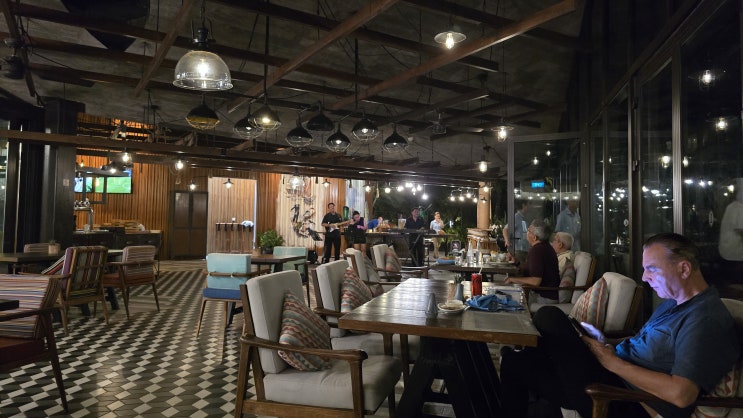  [푸꾸옥] 인터컨티넨탈 푸꾸옥 롱비치 - Sea Shack, Pearl Lounge 애프터눈티 이용 후기 (시셱, 펄라운지)
