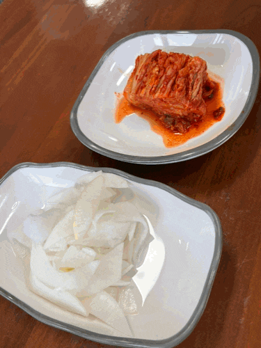  강원도 강릉 수육도 맛있는 맛집 동해막국수(Feet. 물, 비빔 막국수)!