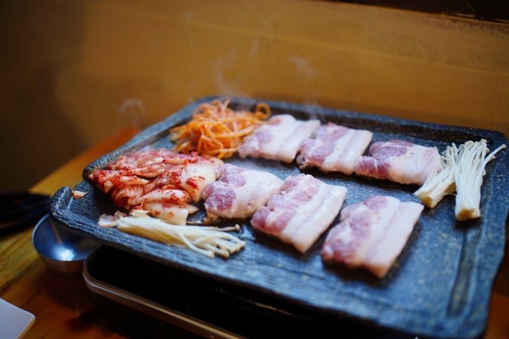  [신용산] 서빙고식당 - 신용산 삼겹살