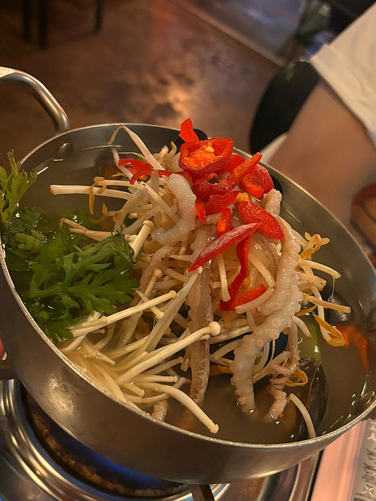  [암사, 야스yass] 단체로 축구보기 좋은 이자카야 맛집(Feet. 사시미, 낙지홍백탕, 오늘의 야키토리)!