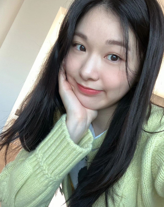  퀸 연아는 나이를 안 먹지… 청순 미모 자랑