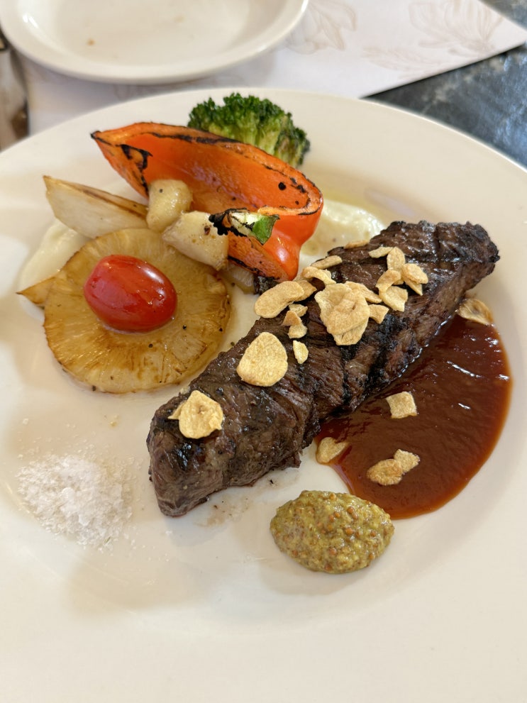  광주 동구 전대병원 맛집 어나더키친 스테이크추천