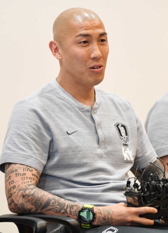 '법적 혼인상태' 차두리, 두 여성과 내연 문제