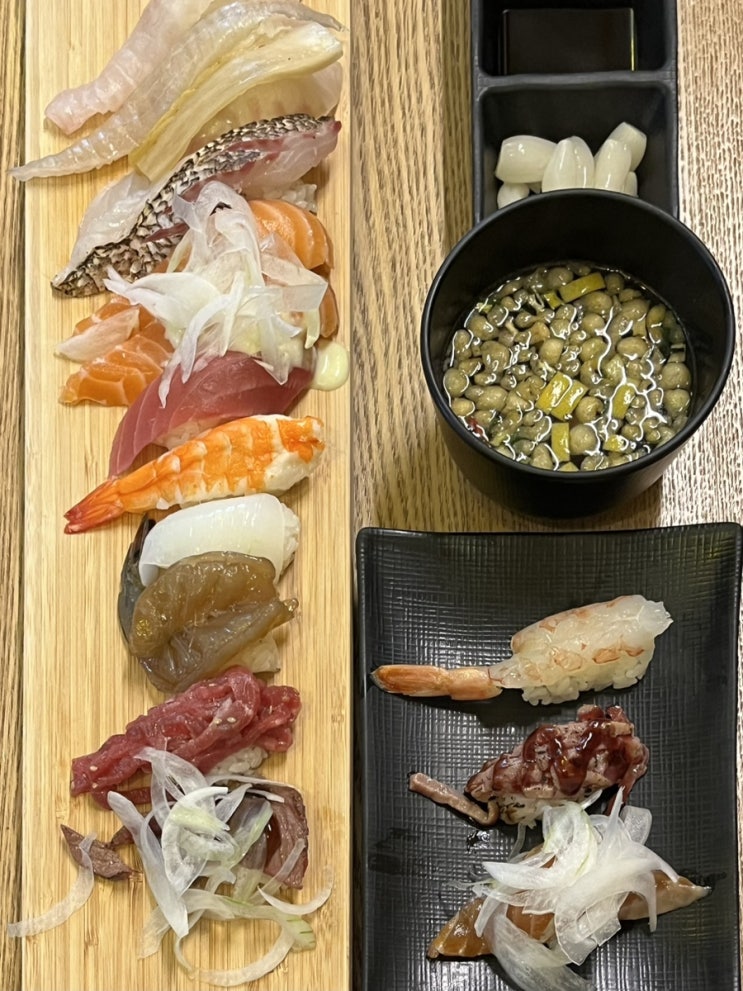  수원스타필드 근처 맛집 화서역맛집 혼마초밥 화서역점 스페셜초밥 혼밥 후기
