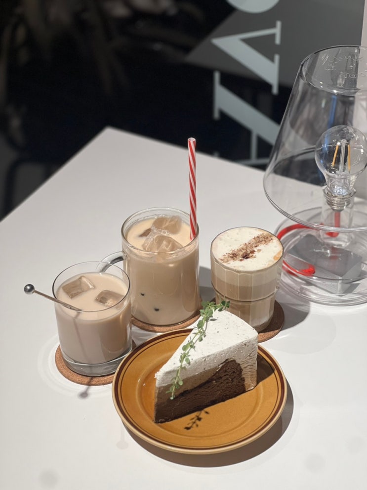  에이밤카페 선릉점 ::  집중하기 좋은 조용한 선정릉역 카페
